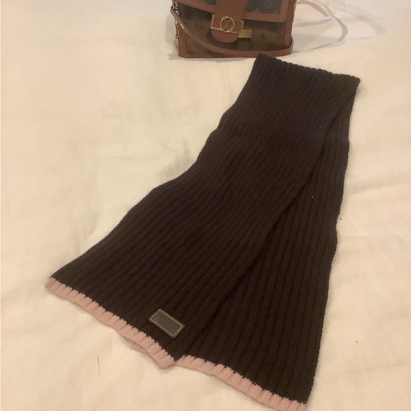 Coach 56” brown / pink scarf. Wool/ Angora, Casmere & Rayon - Picture 1 of 3